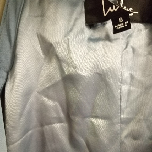 🆕 Lulu's 👗 Size SMALL 💠Cold shoulder 💙🛑 🛑🛑🛑🛑🛑Sold out🛑🛑🛑🛑 - Picture 13 of 14